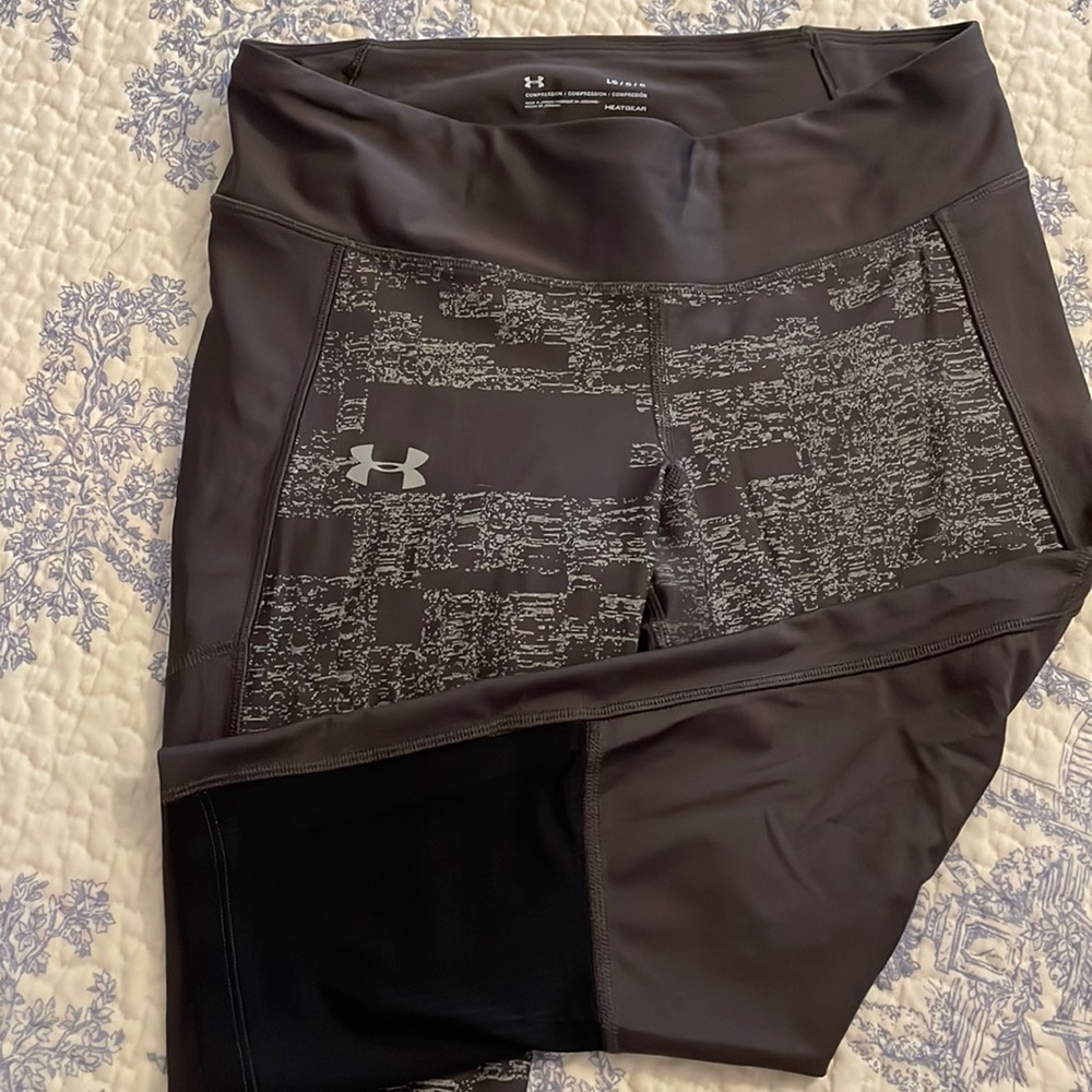 Under armor compression leggings